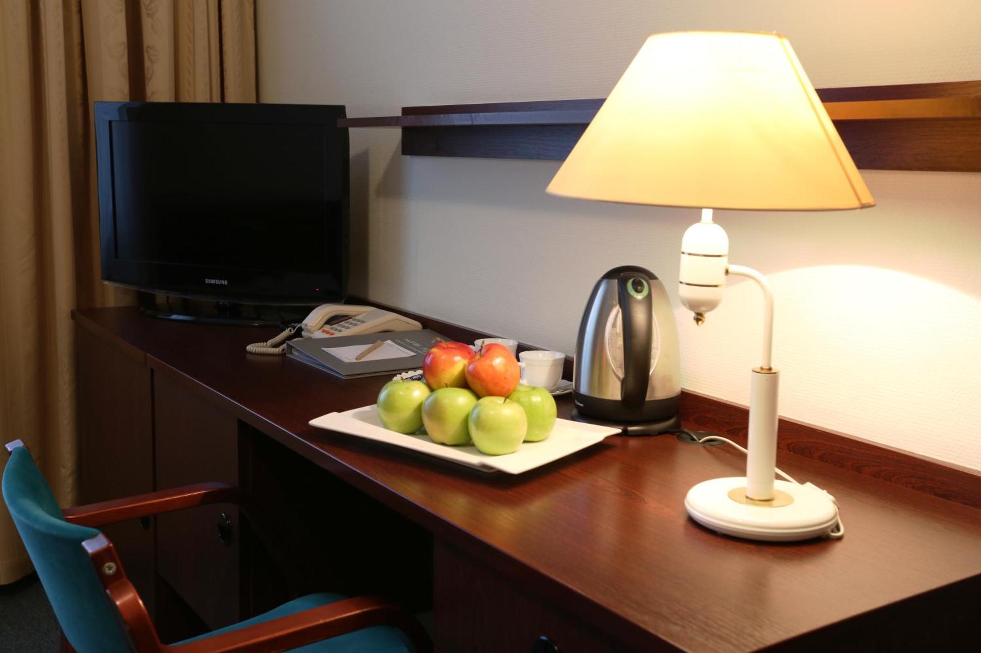 Hotel Ior Poznan Oda fotoğraf