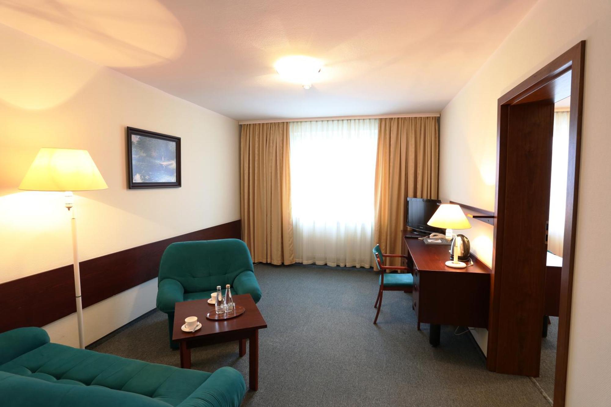 Hotel Ior Poznan Oda fotoğraf