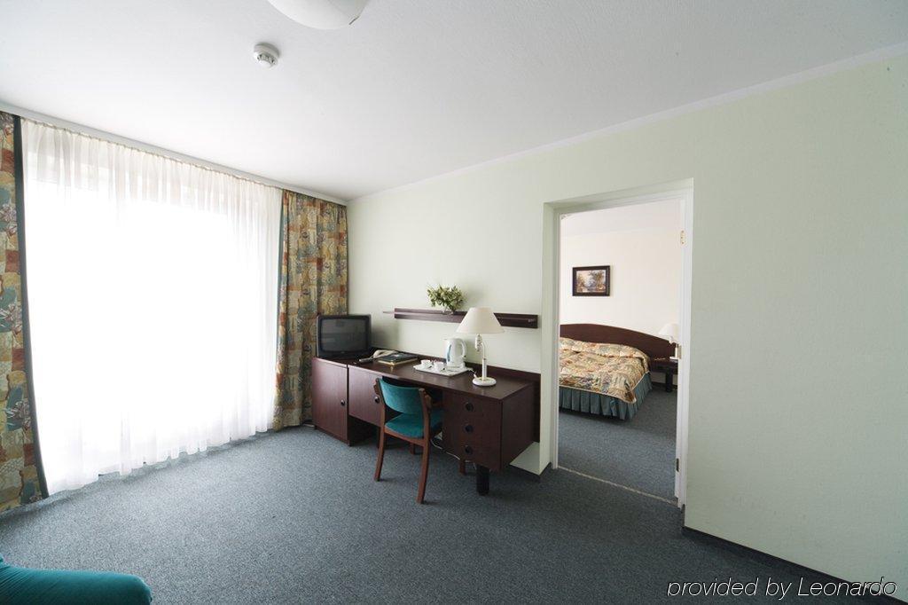 Hotel Ior Poznan Oda fotoğraf