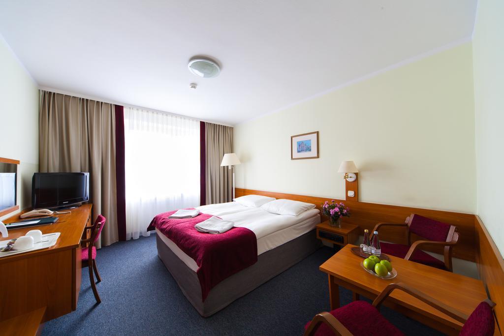Hotel Ior Poznan Dış mekan fotoğraf